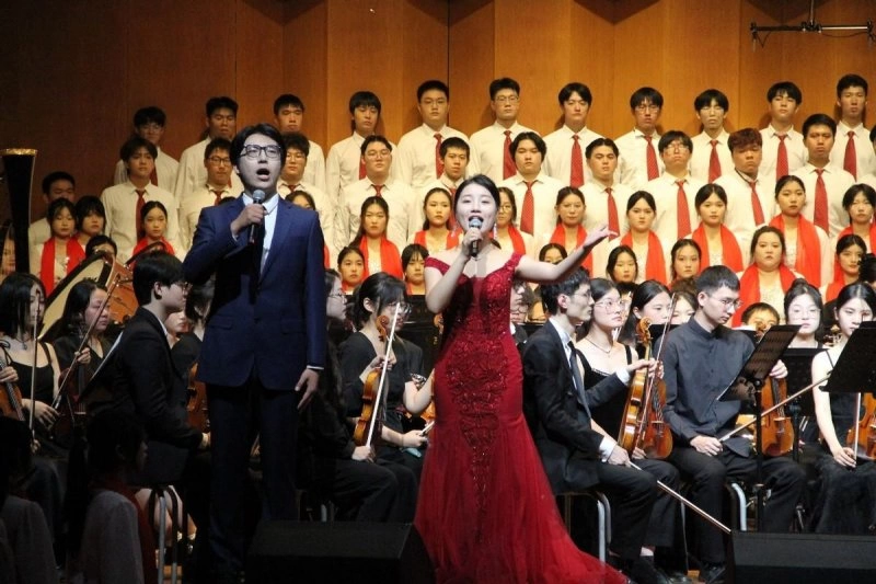 2024年度国家艺术基金资助项目——交响乐《玛纳斯》在江西师范大学音乐学院上演(图8) 2024年度国家艺术基金资助项目——交响乐《玛纳斯》在江西师范大学音乐学院上演(图8)