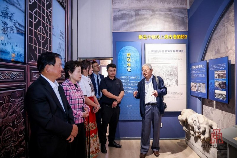 北京中轴线桥梁展开幕，中国紫檀博物馆天安门城楼模型正式亮相(图6)