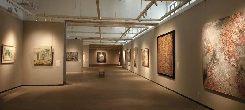 中国材料表现绘画写生与转化研究展在武汉科技大学沁湖美术馆开幕(图9) 中国材料表现绘画写生与转化研究展在武汉科技大学沁湖美术馆开幕(图9)