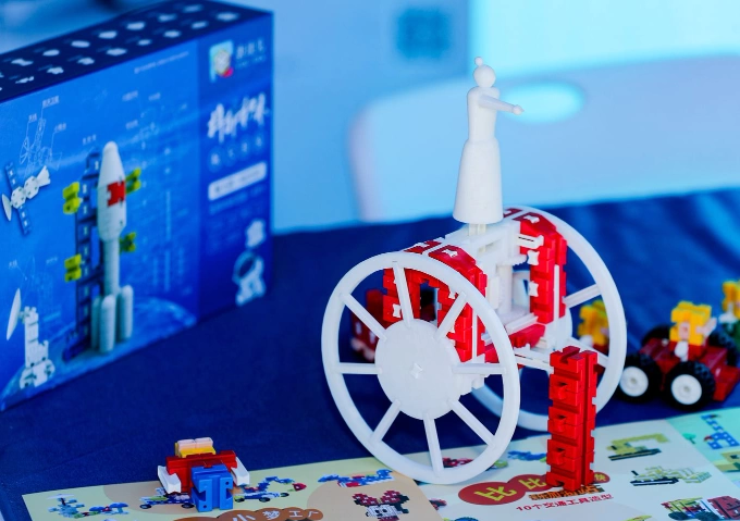 享国潮趣味假期!来Hi Fashion移动驿站·中华世纪坛传统工艺振兴展(图3) 享国潮趣味假期!来Hi Fashion移动驿站·中华世纪坛传统工艺振兴展(图3)