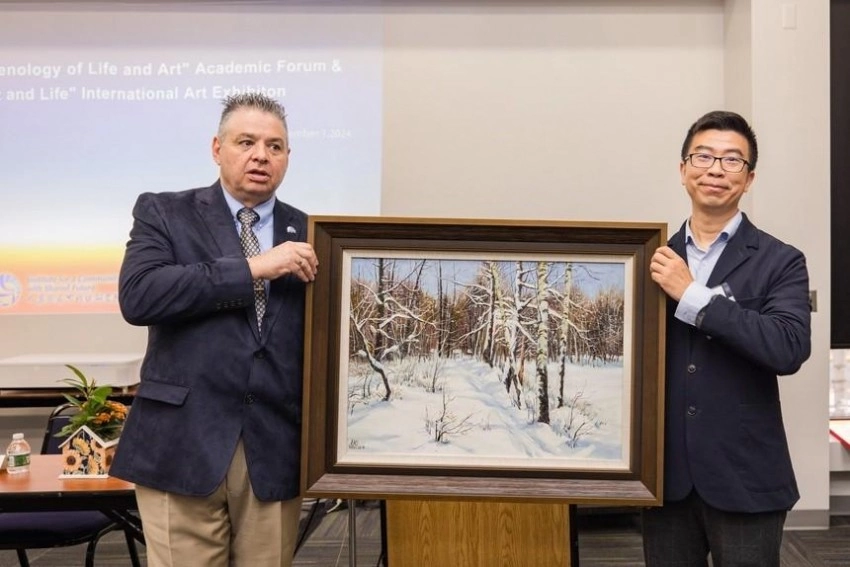 2024“艺术与生命”国际艺术邀请展 暨第十届“生命艺术现象学”学术论坛在美国圣彼得大学举行(图11) 2024“艺术与生命”国际艺术邀请展暨第十届“生命艺术现象学”学术论坛在美国圣彼得大学举行(图11)