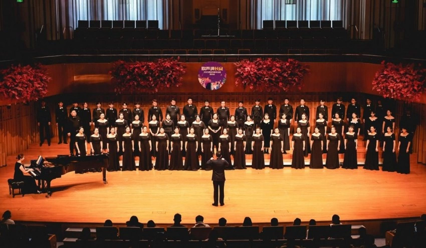 “‘歌声满长安’——2025西安市新年合唱音乐会”精彩上演(图3) “‘歌声满长安’——2025西安市新年合唱音乐会”精彩上演(图3)