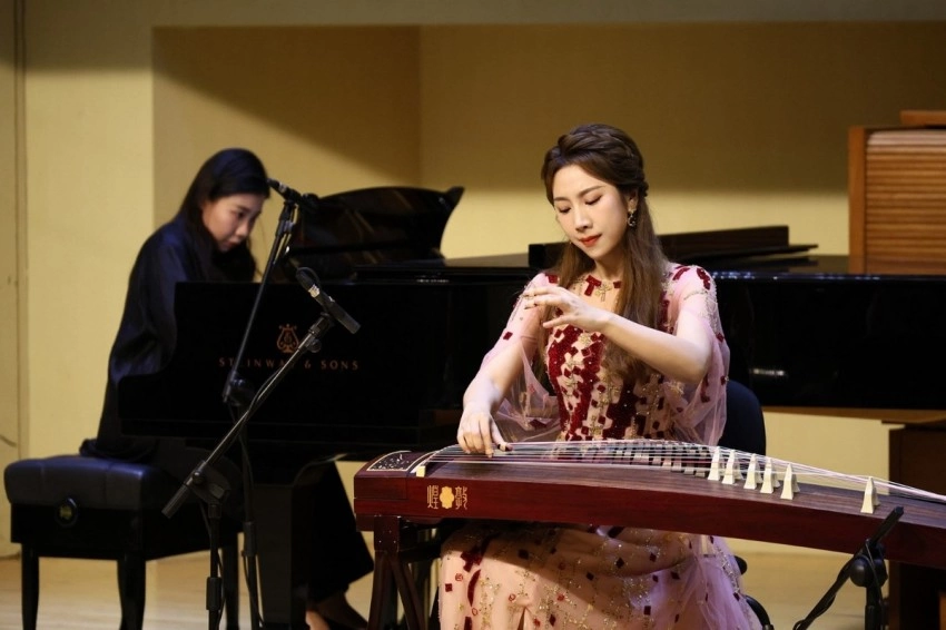 醉是云梦流水间——崔杉当代古筝作品音乐会成功上演(图3) 醉是云梦流水间——崔杉当代古筝作品音乐会成功上演(图3)