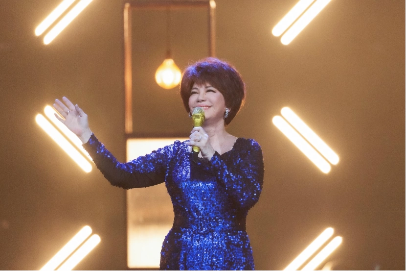 李雪健、刘莉莉、金响携情景歌曲《你是我的家》亮相《2025年全球华侨华人春节大联欢》(图7) 李雪健、刘莉莉、金响携情景歌曲《你是我的家》亮相《2025年全球华侨华人春节大联欢》(图7)