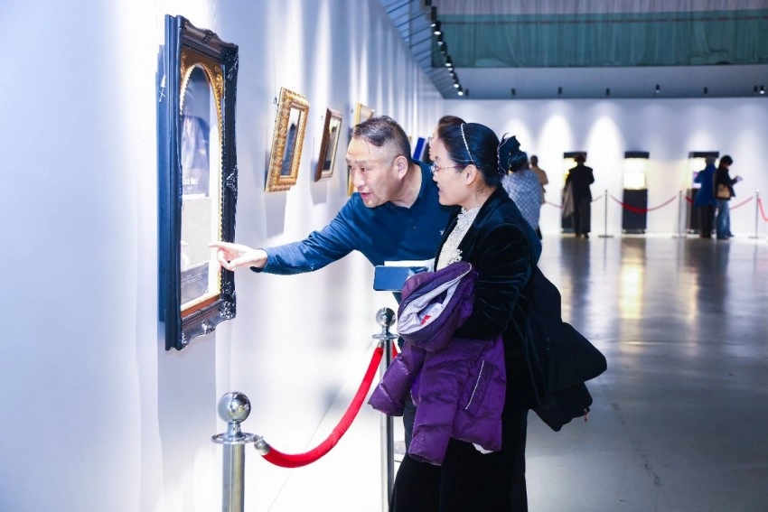 “致敬电影诞生 130 周年暨法国电影嘉年华” 启幕,《卡丹之家》首映点亮中法文化光影盛宴(图11) “致敬电影诞生 130 周年暨法国电影嘉年华” 启幕,《卡丹之家》首映点亮中法文化光影盛宴(图11)