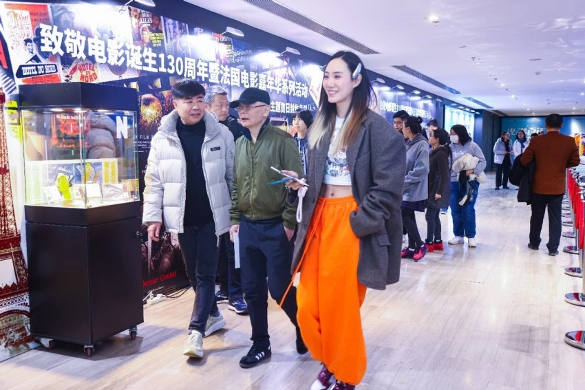“致敬电影诞生 130 周年暨法国电影嘉年华” 启幕,《卡丹之家》首映点亮中法文化光影盛宴(图21) “致敬电影诞生 130 周年暨法国电影嘉年华” 启幕,《卡丹之家》首映点亮中法文化光影盛宴(图21)