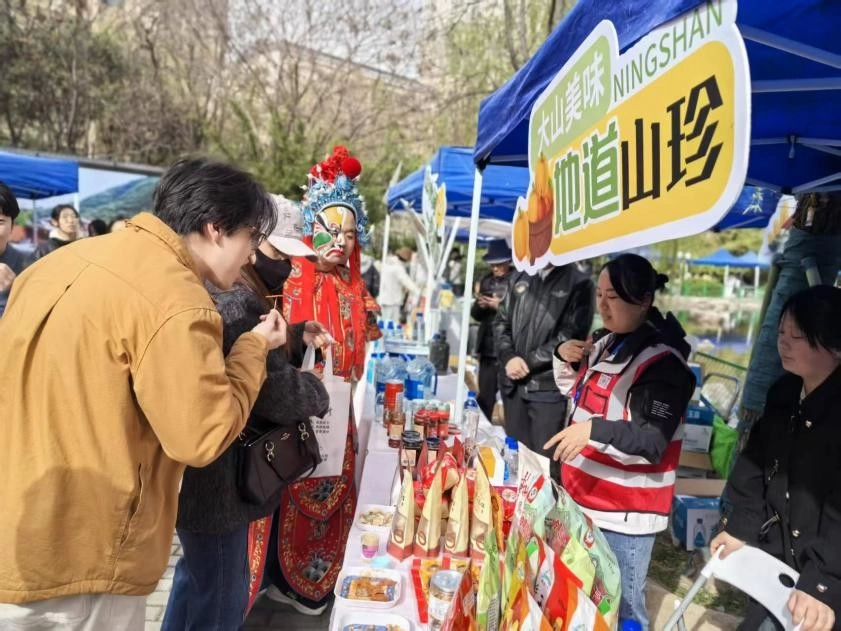 当青春遇上美景 探秘宁陕文旅的N种精彩(图6) 当青春遇上美景 探秘宁陕文旅的N种精彩(图6)