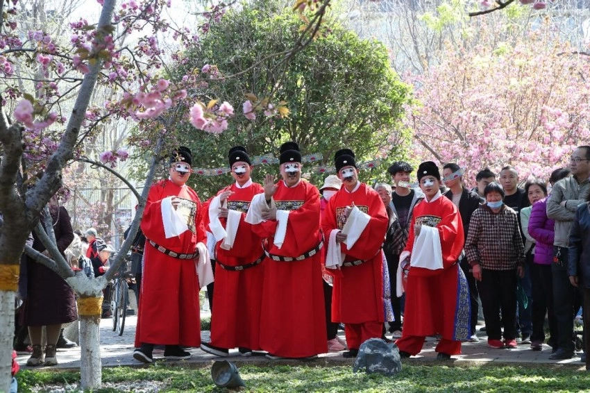 鹤舞樱飞向未来 十有城市展画卷——第十一届鹤壁樱花季全景扫描(图9) 鹤舞樱飞向未来 十有城市展画卷——第十一届鹤壁樱花季全景扫描(图9)