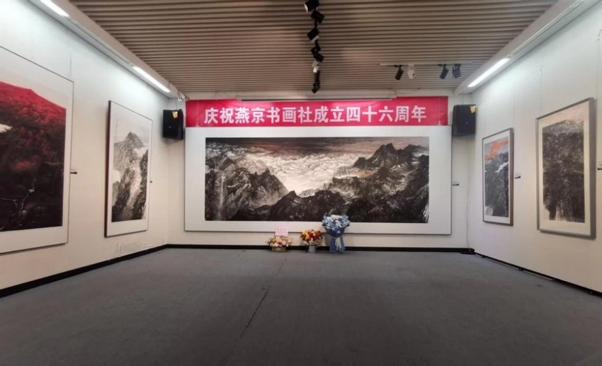 “意在画外——赵青仲画展”在京隆重举行(图2) “意在画外——赵青仲画展”在京隆重举行(图2)