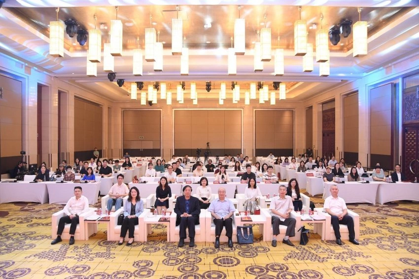 凝聚多方智慧,共筑婚育友好社会新生态——2025首届婚育友好主题论坛在