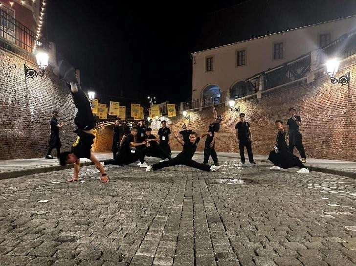 成家班-龙韵武艺团:以武载道,构建中华文化新时代传播的立体范式(图24) 成家班-龙韵武艺团:以武载道,构建中华文化新时代传播的立体范式(图24)