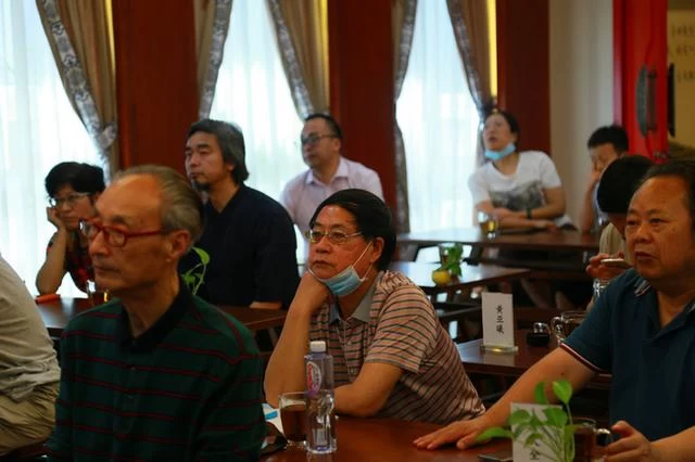 战旗讲坛.易鼎书院“文化·生命·自然·家国”系列讲座开坛首讲(图5) 战旗讲坛.易鼎书院“文化·生命·自然·家国”系列讲座开坛首讲(图5)