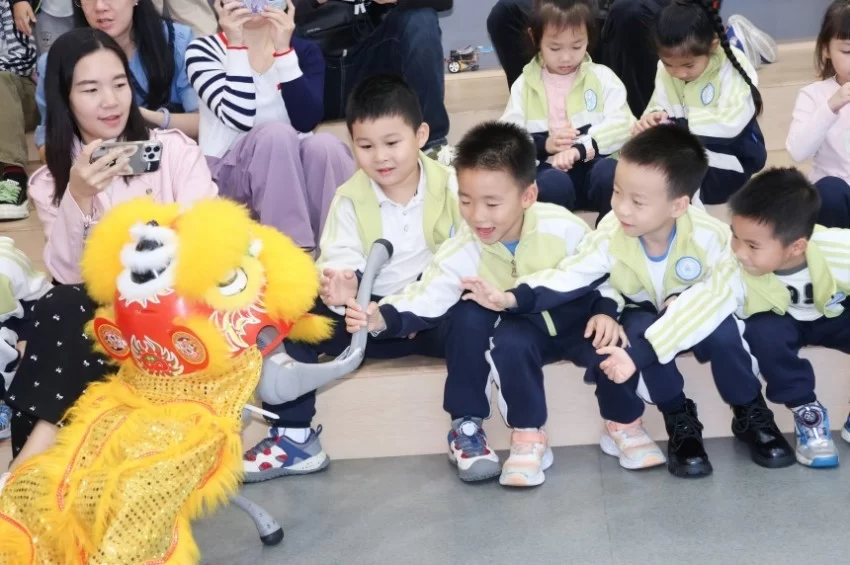 兰志娟：让“非遗+AI”走进幼儿园(图2)