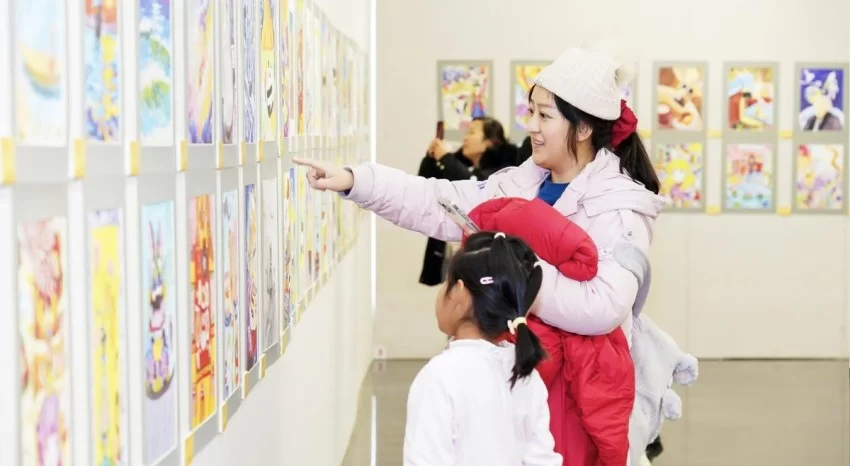 第四届“人美杯”中国青少年书画大展成功举办(图6) 第四届“人美杯”中国青少年书画大展成功举办(图6)
