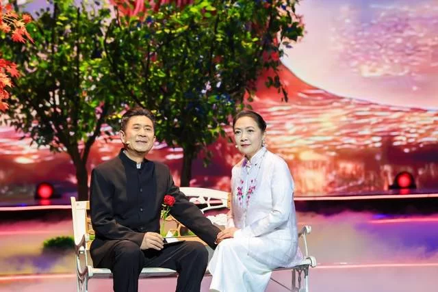 群星荟萃共绘马年新春诗意画卷,CETV诗意中国春晚录制圆满成功(图17) 群星荟萃共绘马年新春诗意画卷,CETV诗意中国春晚录制圆满成功(图17)
