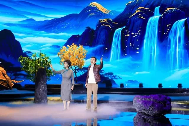 群星荟萃共绘马年新春诗意画卷,CETV诗意中国春晚录制圆满成功(图24) 群星荟萃共绘马年新春诗意画卷,CETV诗意中国春晚录制圆满成功(图24)