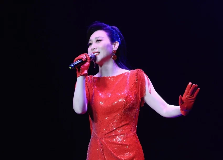 “亲情中华·四海同春”慰侨演出首站亮相惠灵顿,金响等中国艺术家倾情献演(图4) “亲情中华·四海同春”慰侨演出首站亮相惠灵顿,金响等中国艺术家倾情献演(图4)