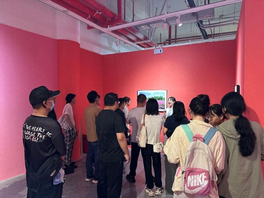 “大美伊春·魅力丰林”四季风光摄影展福州站启幕(图1)