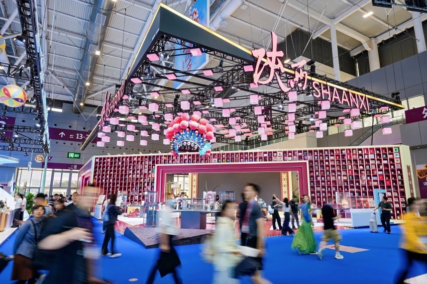 第二十二届深圳文博会陕西展位彰显文化产业新活力(图1)