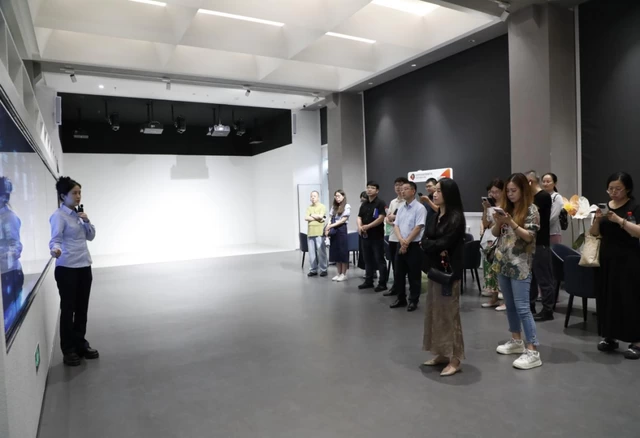 文兴丰台 园聚未来——北京丰台区开展2026外区优质园区走访交流活动(图1)