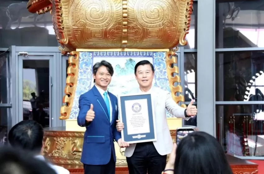吉尼斯世界纪录铜雕景泰蓝《盛世五羊尊》在河北迁西落成(图10) 吉尼斯世界纪录铜雕景泰蓝《盛世五羊尊》在河北迁西落成(图10)