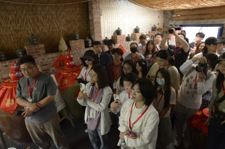 延庆文旅资源AI短片库建设项目成果发布暨优质作品展映活动圆满举办(图4) 延庆文旅资源AI短片库建设项目成果发布暨优质作品展映活动圆满举办(图4)