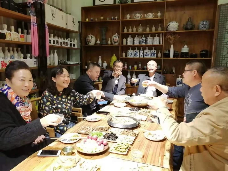 诗酒成都,各自风流!红星路畔小酒馆,“蜀生欢伯”问平生(图6) 诗酒成都,各自风流!红星路畔小酒馆,“蜀生欢伯”问平生(图6)