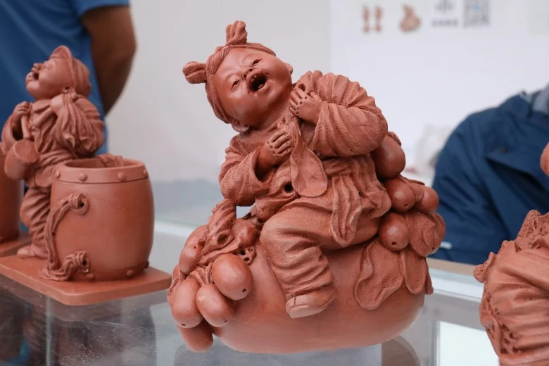 搭建展示平台,推动传承保护——陕西榆阳第三届非物质文化遗产节开幕(图5) 搭建展示平台,推动传承保护——陕西榆阳第三届非物质文化遗产节开幕(图5)