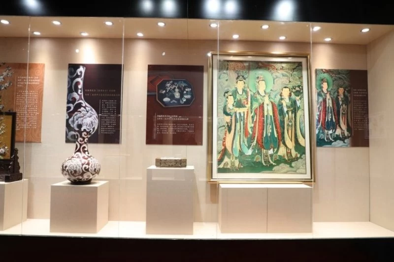 北京燕京八绝博物馆正式开馆(图3) 北京燕京八绝博物馆正式开馆(图3)
