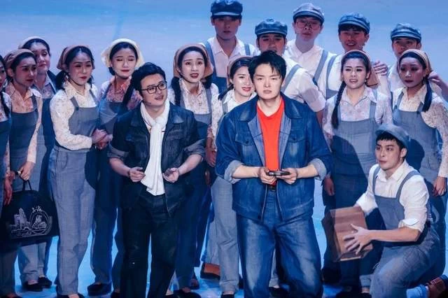 回望激情岁月 赓续家国情怀——音乐剧《致青春》观后(图2)