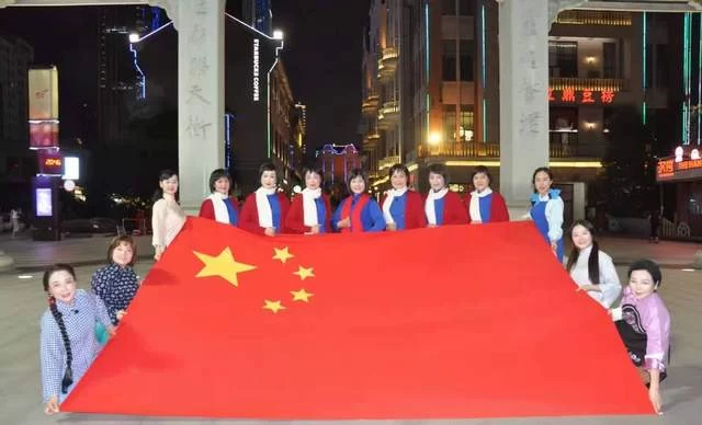 湖北省三峡集团票友协会推出“封杰读《京剧名宿访谈》”庆祝建党100周年(图2) 湖北省三峡集团票友协会推出“封杰读《京剧名宿访谈》”庆祝建党100周年(图2)