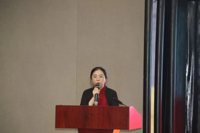 “洛阳三彩艺术作品巡展”北京站在北京陶瓷艺术馆开幕(图2)