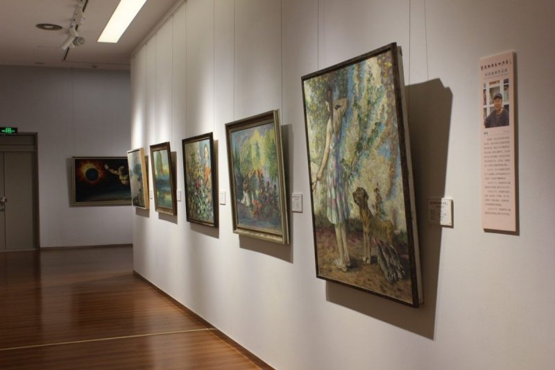 “聚焦经典 盛世丹青”——侯业油画作品展在北京炎黄艺术馆隆重展出(图5) “聚焦经典 盛世丹青”——侯业油画作品展在北京炎黄艺术馆隆重展出(图5)