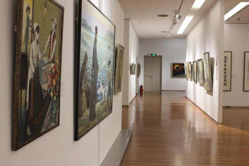 “聚焦经典 盛世丹青”——侯业油画作品展在北京炎黄艺术馆隆重展出(图4) “聚焦经典 盛世丹青”——侯业油画作品展在北京炎黄艺术馆隆重展出(图4)