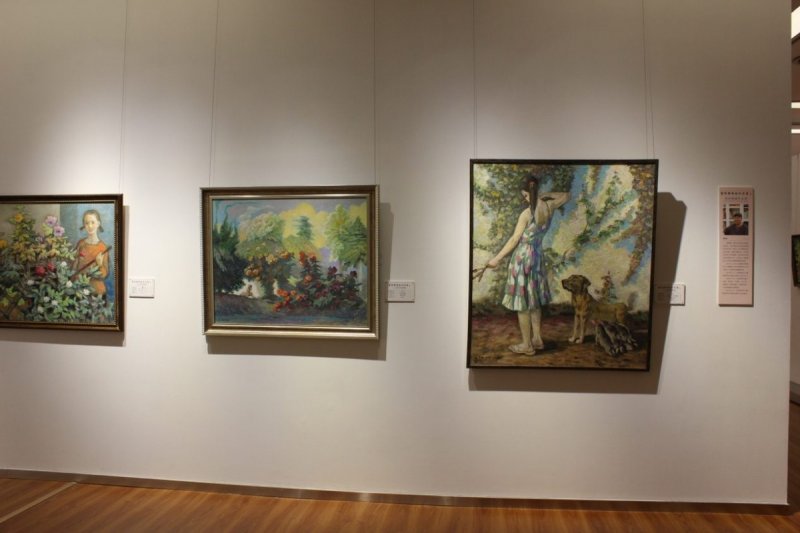 “聚焦经典 盛世丹青”——侯业油画作品展在北京炎黄艺术馆隆重展出(图6) “聚焦经典 盛世丹青”——侯业油画作品展在北京炎黄艺术馆隆重展出(图6)