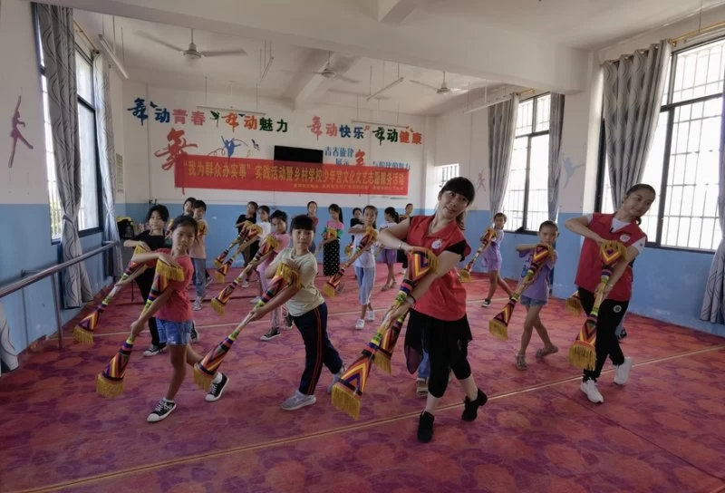 广西来宾：公共文化服务送“上门”(图2)