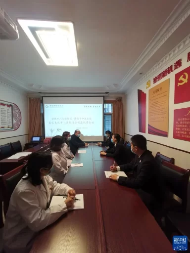 六中全会精神在基层丨迈出法治中国建设坚实步伐——各地贯彻落实六中全会精神推动全面依法治国新实践(图3) 六中全会精神在基层丨迈出法治中国建设坚实步伐(图3)